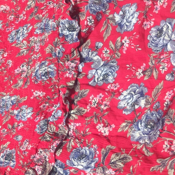 American Eagle Outfitters red blue floral romper - Picture 4 of 9